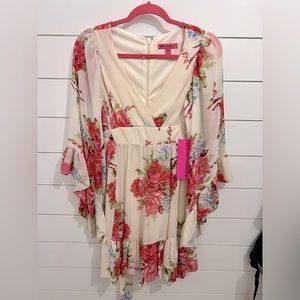 BETSEY JOHNSON• Bell Sleeve Dress